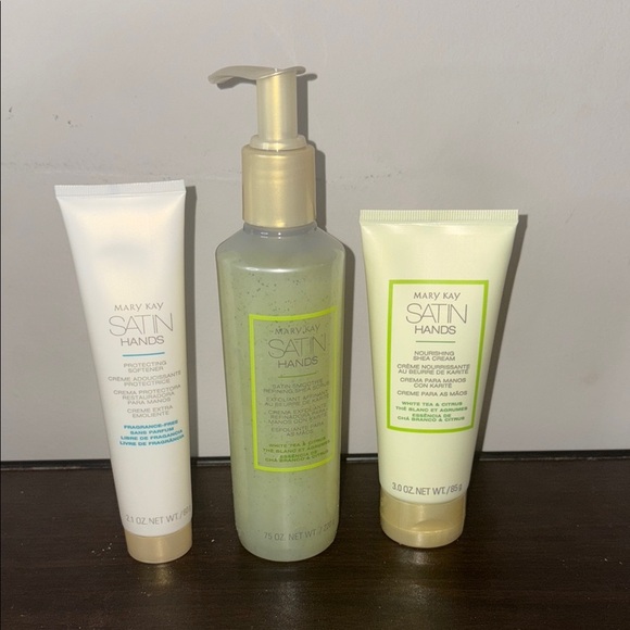 Mary Kay Satin Hands Set💚💚 - Picture 1 of 5